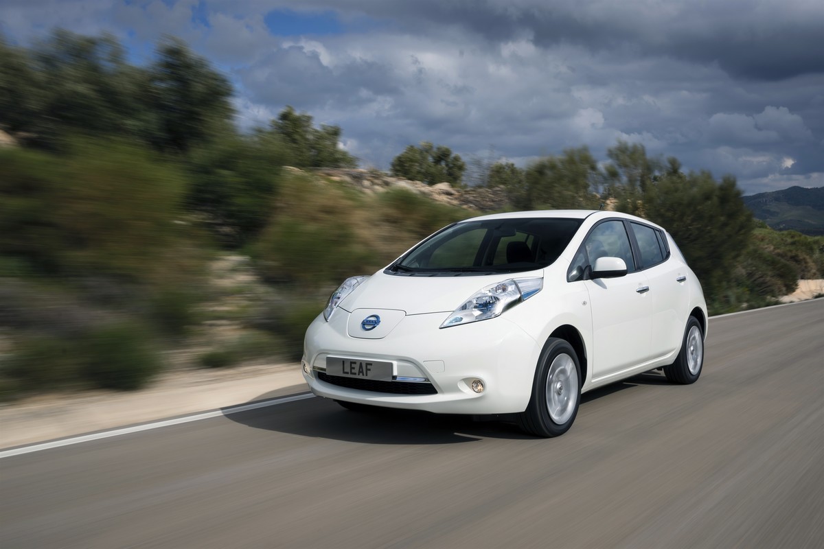 Voiture nissan electrique #3
