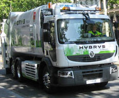 Renault Trucks va experimenter une benne � ordure hybride au Grand Lyon - Photo 1
