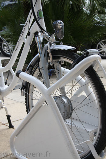 Clean Energy Planet pr�sente sa nouvelle v�lostation �lectrique - Photo 1