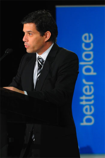 Shai Agassi, initiateur du projet Better Place Shai Agassi, initiateur du projet Better Place