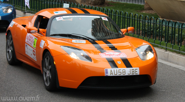 Tesla Roadster : 390 km en une seule charge ! - Photo 2