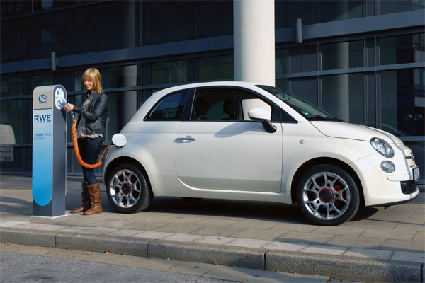 Fiat Karabag 500 electrifi� par Micro-Vett