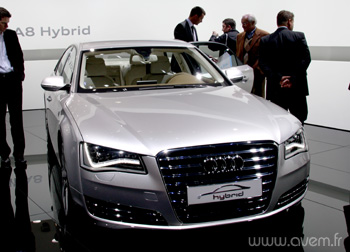 Gen�ve 2010 - Audi A8 hybride - Photo 1