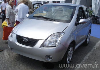 Voiture �lectrique - La Cozmo fait ses d�buts au SERVEST - Photo 1