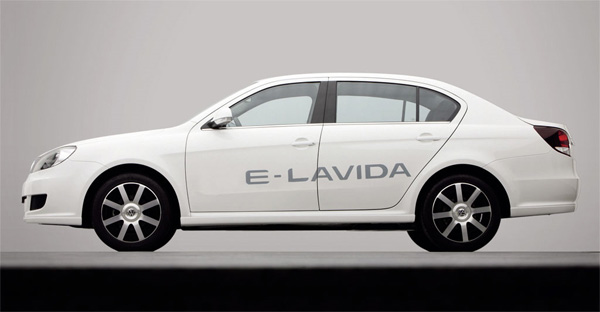 Volkswagen pr�sente sa berline �lectrique e-Lavida � P�kin - Photo 2