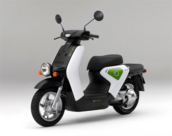 Honda commercialisera son scooter �lectrique EV-neo au Japon en d�cembre 2010 - Photo 1
