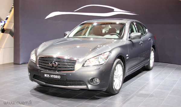 Infiniti M35 Hybride en premi�re mondiale � Gen�ve - Photo 2