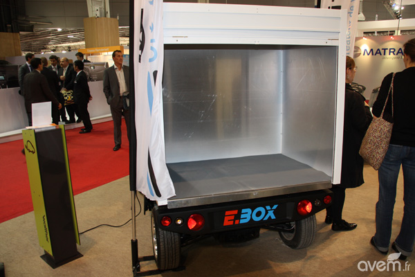 L'E-Box offre 200 kg de charge utile et un volume de 1.3 m3