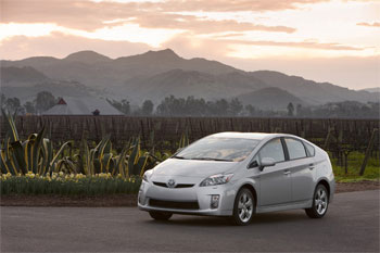Toyota Prius - Voiture la plus vendue au Japon en 2009 - Photo 1