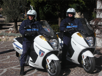 La Police Municipale du Cannet se dote de scooters �lectriques Vectrix - Photo 1