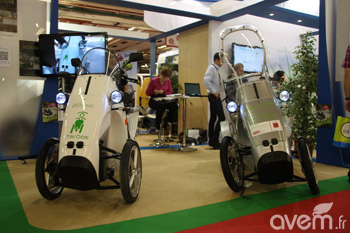 Le Tri'Ode, à gauche, et le Quat'Ode, à droite, sont présents au Mondial de l'Automobile de Paris 2010. Le Tri'Ode, à gauche, et le Quat'Ode, à droite, sont présents au Mondial de l'Automobile de Paris 2010.