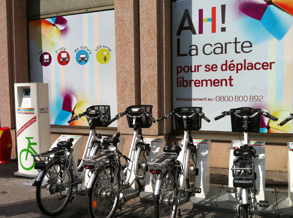V�los et voitures �lectriques en libre-service � Montb�liard avec Ah la Carte ! - Photo 2