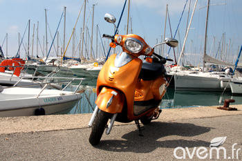 Scooter �lectrique � batteries amovibles CleanScoot CS 1500 � Pr�sentation et essai - Photo 1