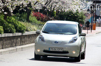 Nissan Leaf au salon EVER � Notre essai et les tarifs pour la France - Photo 1