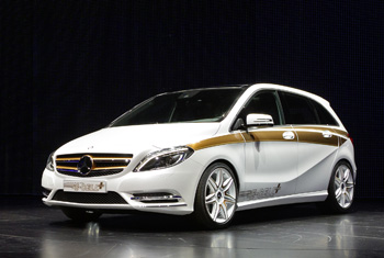 Mercedes Classe B E-Cell Plus - Une compacte hybride rechargeable pour 2014 annoncée à Francfort - Photo 1 Mercedes Classe B E-Cell Plus - Une compacte hybride rechargeable pour 2014 annoncée à Francfort - Photo 1
