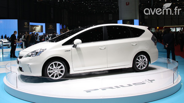 Le monospace hybride Toyota Prius+ d�barquera en Europe en 2012 - Photo 2
