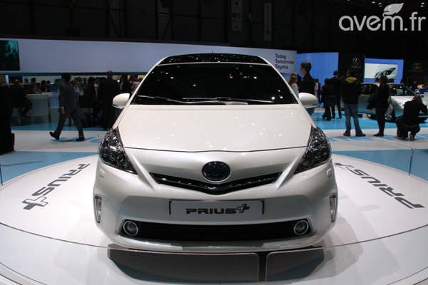 Le monospace hybride Toyota Prius+ d�barquera en Europe en 2012 - Photo 4