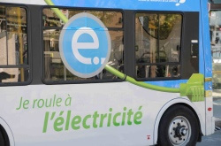 Bus �lectrique � Le Qu�bec investit pour soutenir la fili�re - Photo 1