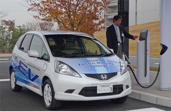 Des bornes de charge dans les stations-service japonaises - Photo 1