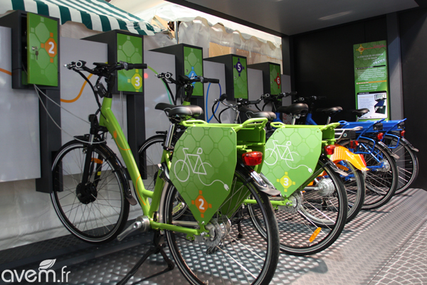 Salon des Maires � Easybike r�v�le sa v�lo-station solaire autonome Vega - Photo 2