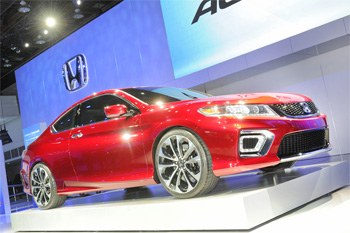 Honda commercialisera l�Accord hybride rechargeable en 2013 - Photo 1