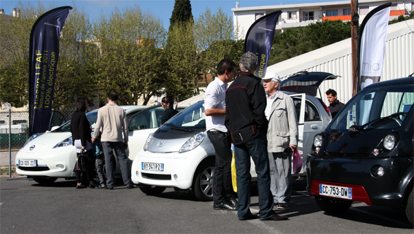 Objectif principal de cette journ�e - Sensibiliser le grand public autour de la mobillit� �lectrique