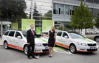 Voiture �lectrique � Skoda livre deux Octavia Green E Line � CEZ - Photo 1