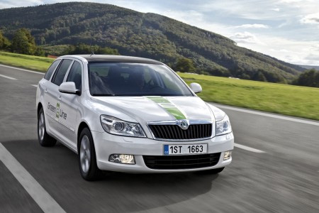 Le test d'une dizaine d'exemplaires de la Skoda Octavia Green E-Line viennent de d�buter en R�publique Tch�que