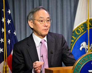 Avec ce nouveau centre de recherche, Stephen Chu, secrétaire américain à l'Énergie, souhaite « Transférer aussi rapidement que possible les innovations technologiques des laboratoires vers le secteur privé » Avec ce nouveau centre de recherche, Stephen Chu, secrétaire américain à l'Énergie, souhaite « Transférer aussi rapidement que possible les innovations technologiques des laboratoires vers le secteur privé »
