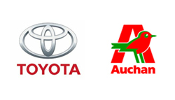 Toyota et Auchan inaugurent une borne de recharge - Photo 1