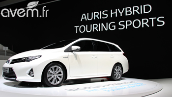 Auris Touring Sports � Toyota d�voile le premier break compact hybride au Mondial de Paris - Photo 1