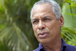 Victorin Lurel a annonc� la r�activation du projet VERT lors de sa visite sur l'Ile de la R�union mi-juillet.