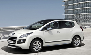 Avec 331 immatriculations, la Peugeot 3008 Hybrid4 a été la voiture hybride la plus vendue au mois d'avril 2012. Avec 331 immatriculations, la Peugeot 3008 Hybrid4 a été la voiture hybride la plus vendue au mois d'avril 2012.
