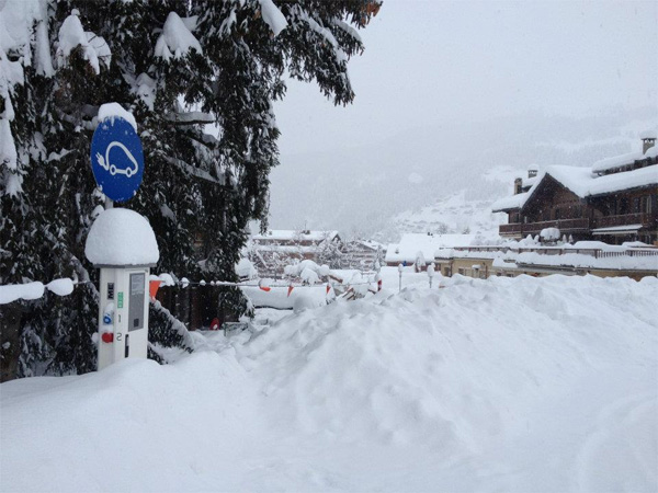 Les voitures �lectriques se rechargent dans les Alpes Suisses - Photo 3