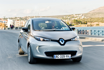 Avec le lancement de la Zoé, Renault possède désormais une gamme de quatre véhicules électriques. Avec le lancement de la Zoé, Renault possède désormais une gamme de quatre véhicules électriques.