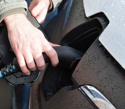 Infrastructures de charge – La Sarthe annonce un projet de déploiement de 80 bornes d'ici 2015 Infrastructures de charge – La Sarthe annonce un projet de déploiement de 80 bornes d'ici 2015