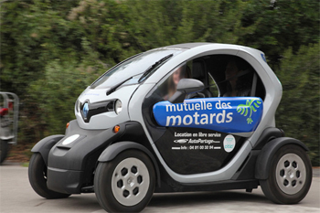 Twizy’Lib – L’autopartage électrique lancé à Marseille Twizy’Lib – L’autopartage électrique lancé à Marseille