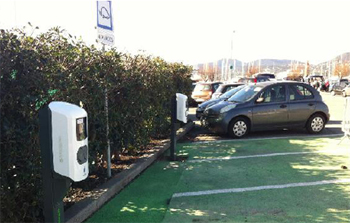 PlusDeBornes inaugure son réseau de bornes de recharge à Saint-Tropez