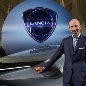 Lancia fait évoluer son logo et son design pour entrer dans l’ère de la mobilité électrique