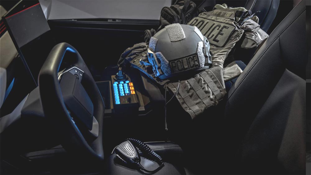 Tesla Cybertruck Police