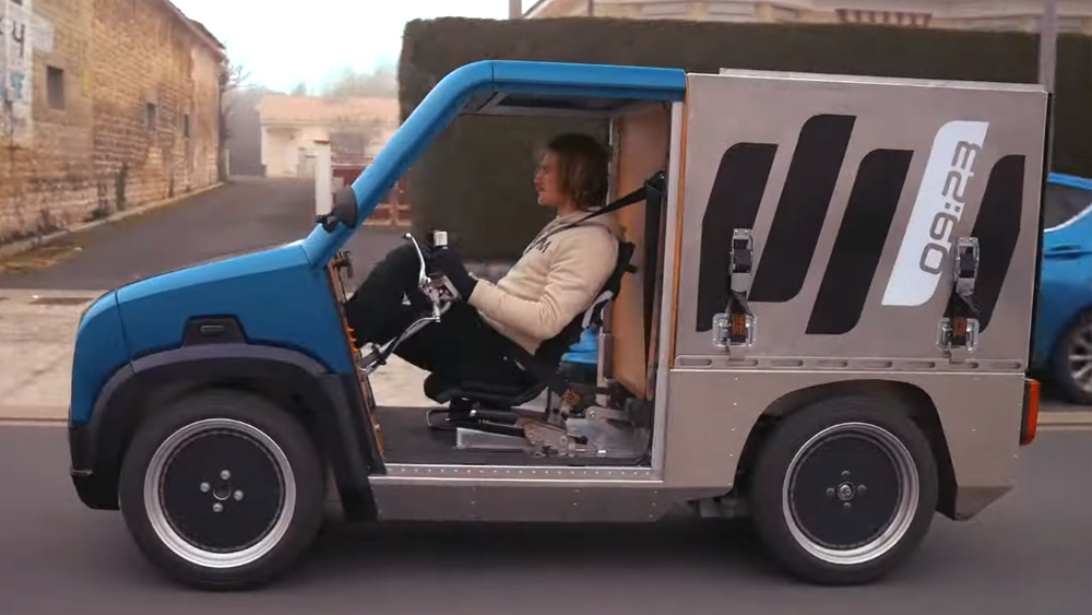 Micro-utilitaire 9:23 de Midipile Mobility