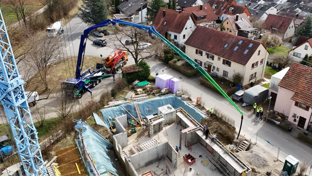 Camion électrique Volvo FM avec pompe à béton