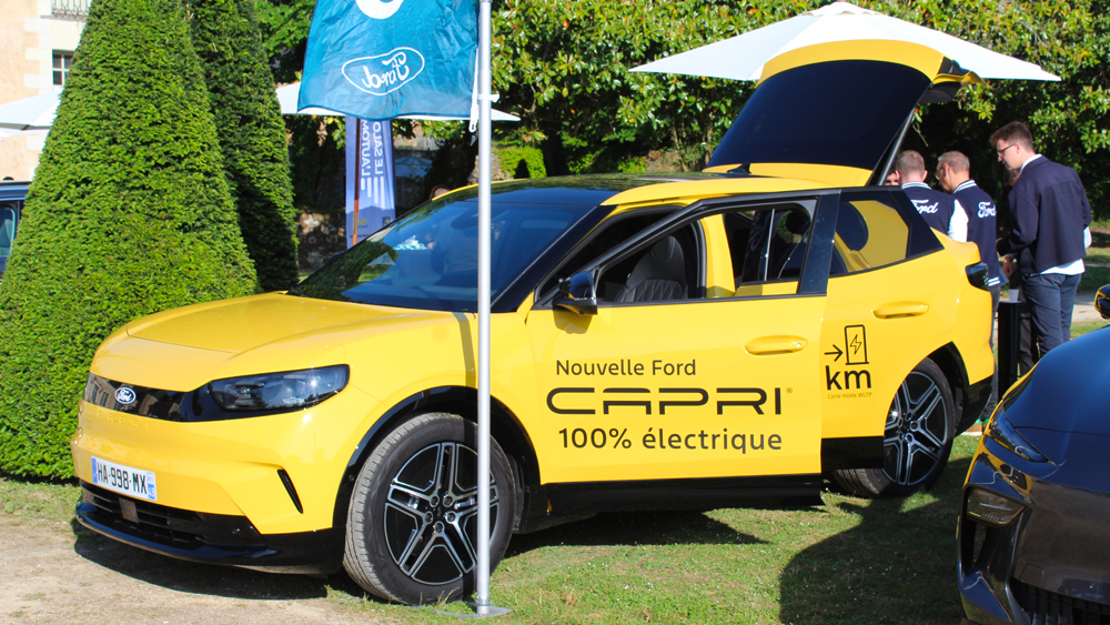 Salon de la voiture électrique à Angers en mai 2025