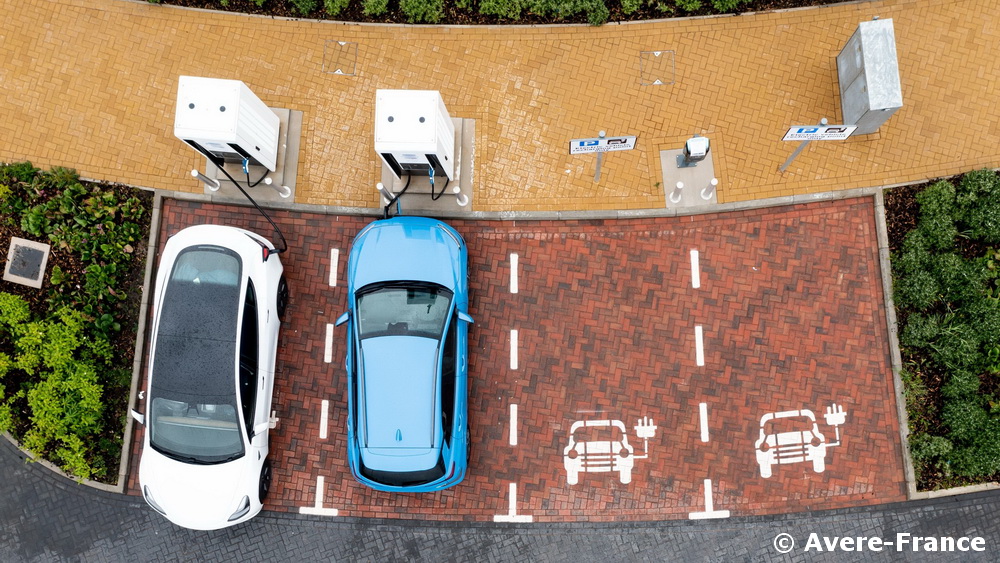 Bornes recharge nouvel objectif