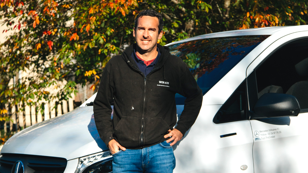 Un artisan témoigne de sa satisfaction à l’usage d’un Mercedes eVito