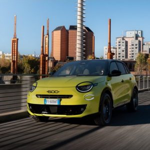 Fiat dévoile une Fiat 600 Sport 100% électrique