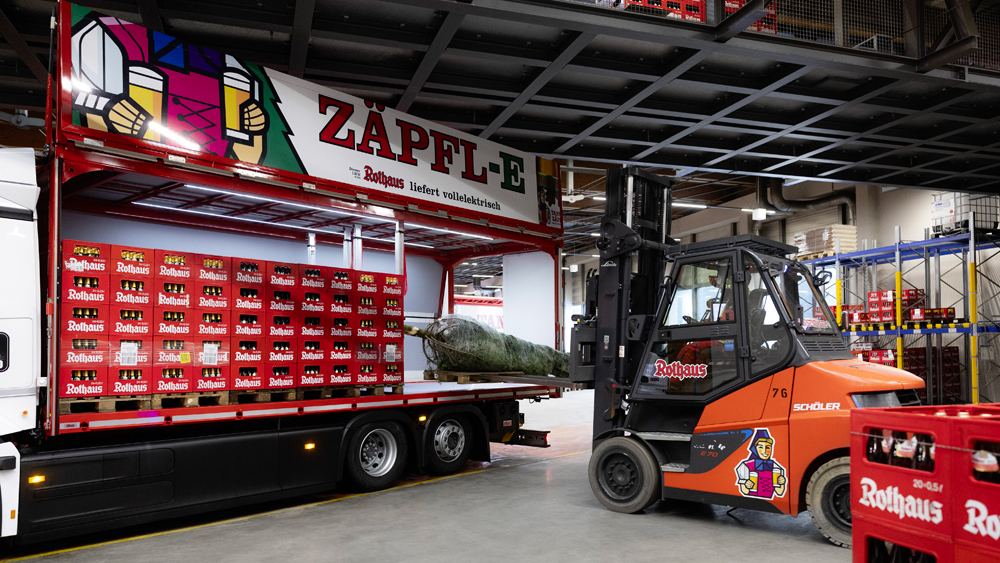 Camion porteur électrique Mercedes eActros 600 pour la brasserie Rothaus