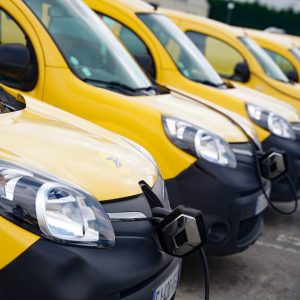 Une étude prospective sur les moyens d’accélérer l’électrification des Véhicules Utilitaires