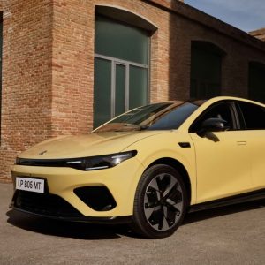Leapmotor enrichit sa gamme en Europe avec la B05, une berline compacte