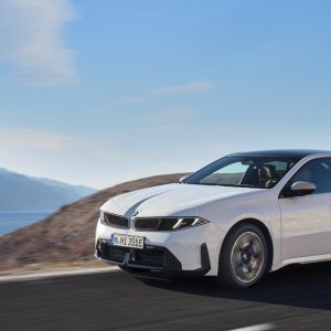 En version 50 xDrive First Edition, la BMW i3 démarre à 74 850 euros